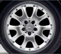 Nashira | 5-twin-spoke wheel, multi-piece | 18"